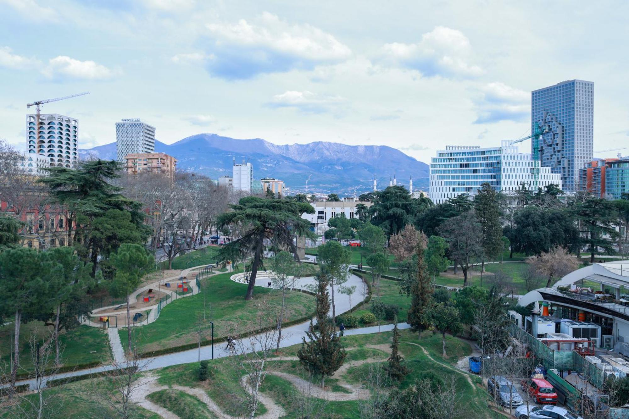 Bianca Vista Tirana Appartement Buitenkant foto